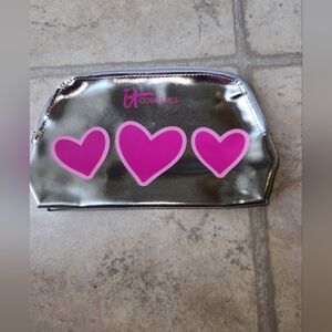 IT cosmetic make-up bag